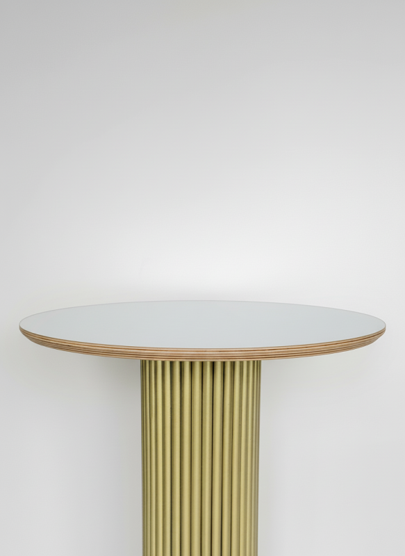 Столешница Фанера, диаметр 700, цвет - белый матовый, натуральный торец